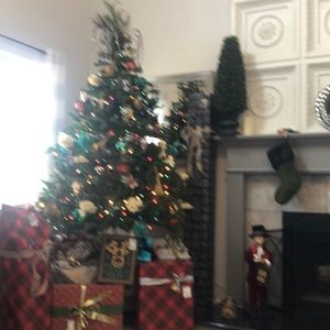 Meet your Posher, Rena